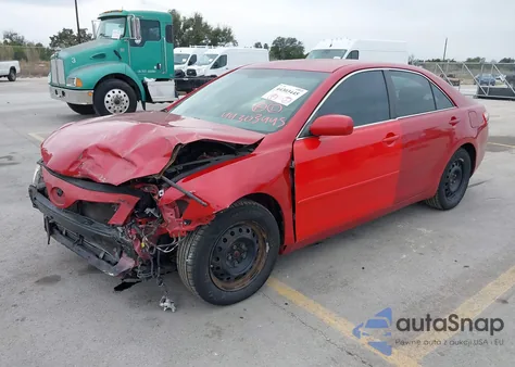 2009 Toyota Camry Le z USA, uszkodzony, nr VIN 4T1BE46K49U400557